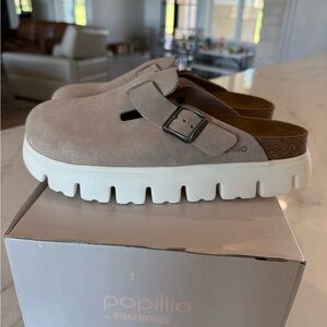 Birkenstock Boston Papillio Chunky Suede Clog Mules in Warm Sand